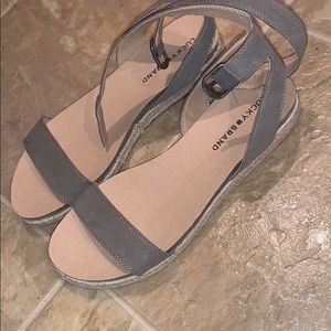 NWOT lucky brand Garston flat size 8.5